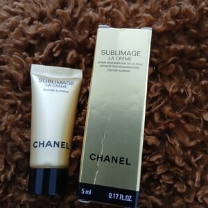 CHANEL Sublimage La Crème in Gold Packaging